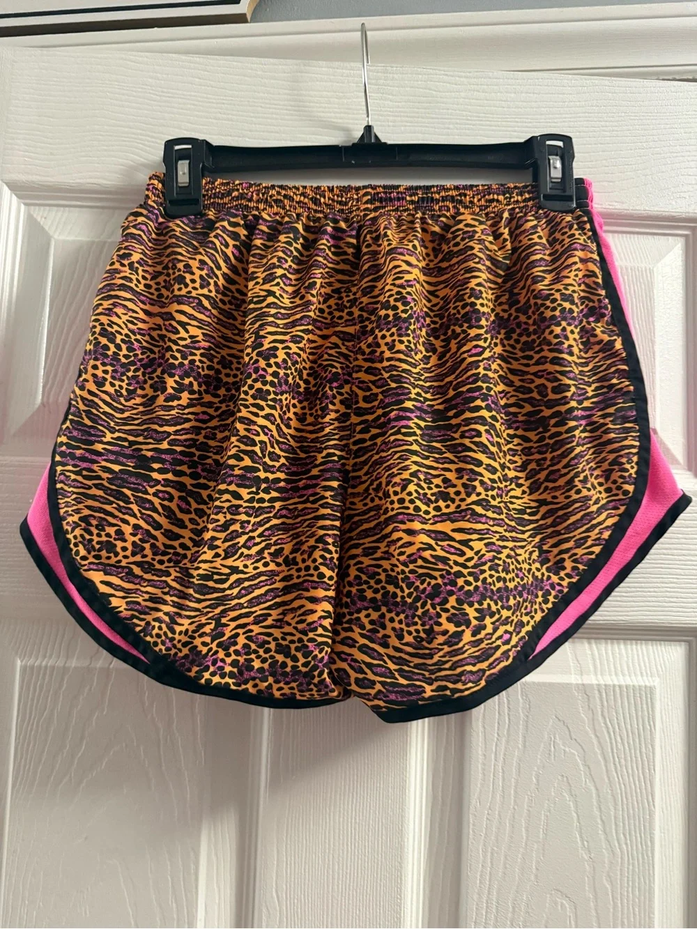 Nike Dri-FIT Animal Print Running Shorts Size Medium Embroidered Logo